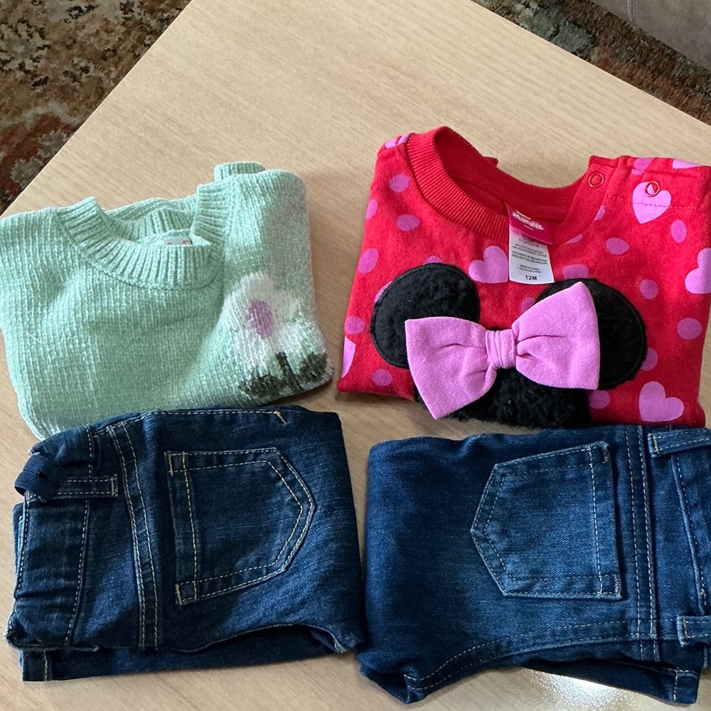 Cat & Jack Girls Red Heart Minnie Sweater with Pink Bow